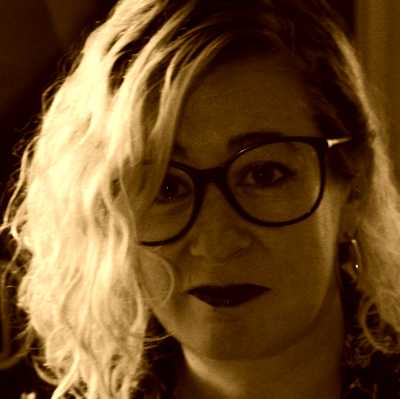 Image de profil de Réjane Avazeri sexothérapeute et psychopraticienne